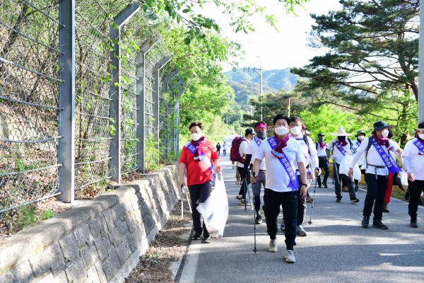 8389d0d98f0fab47e88c7fd7db33fbbd_1620621