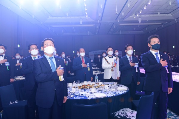 8ee2a06b355e289e705de72409bff879_1622528