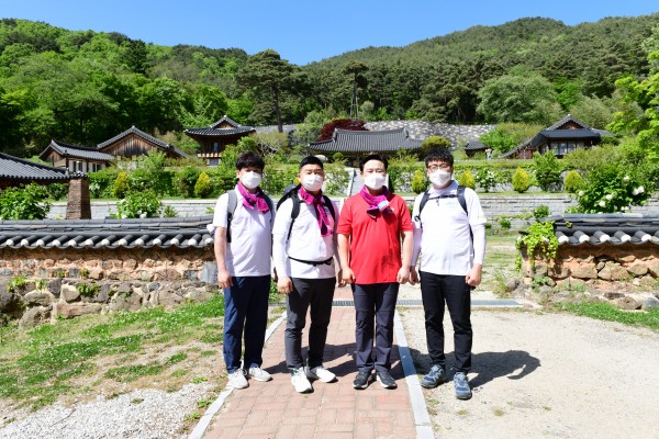 8389d0d98f0fab47e88c7fd7db33fbbd_1620621