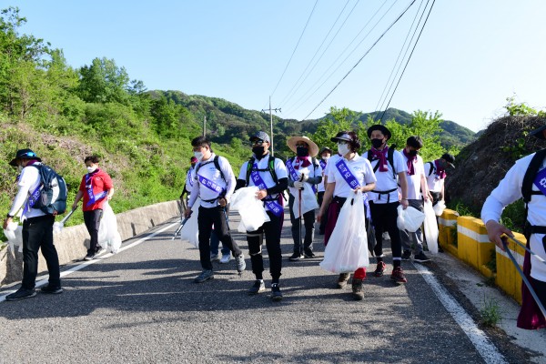 8389d0d98f0fab47e88c7fd7db33fbbd_1620621