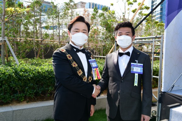 8ee2a06b355e289e705de72409bff879_1622527