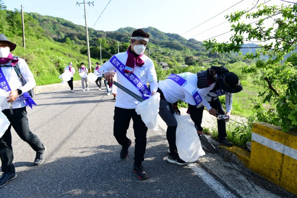 8389d0d98f0fab47e88c7fd7db33fbbd_1620621