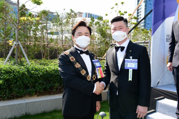 8ee2a06b355e289e705de72409bff879_1622527