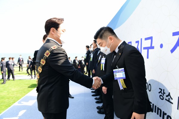 8ee2a06b355e289e705de72409bff879_1622526