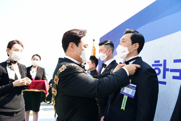 8ee2a06b355e289e705de72409bff879_1622527