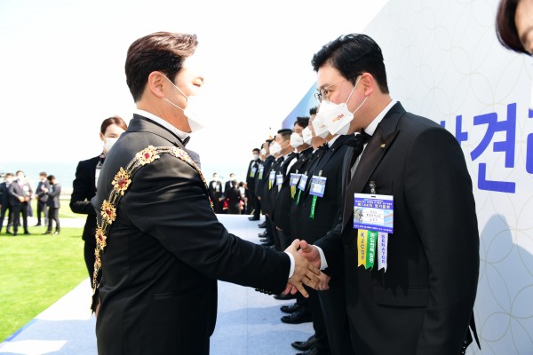 8ee2a06b355e289e705de72409bff879_1622526