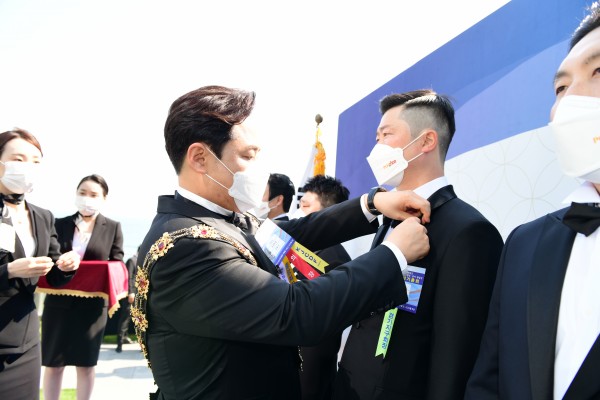 8ee2a06b355e289e705de72409bff879_1622527