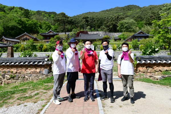 8389d0d98f0fab47e88c7fd7db33fbbd_1620621