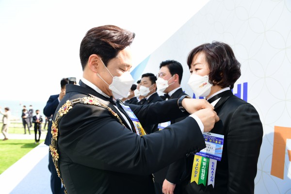 8ee2a06b355e289e705de72409bff879_1622526