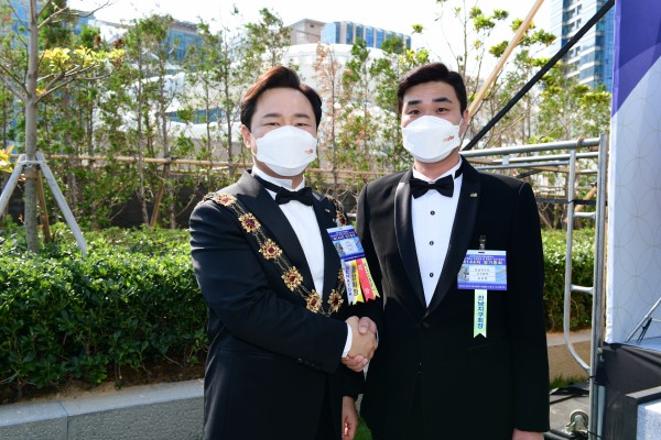 8ee2a06b355e289e705de72409bff879_1622527