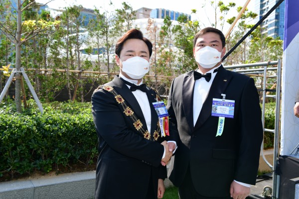 8ee2a06b355e289e705de72409bff879_1622527