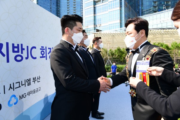 8ee2a06b355e289e705de72409bff879_1622521