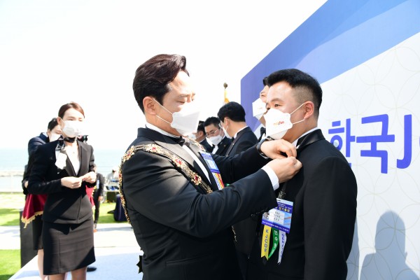 8ee2a06b355e289e705de72409bff879_1622526